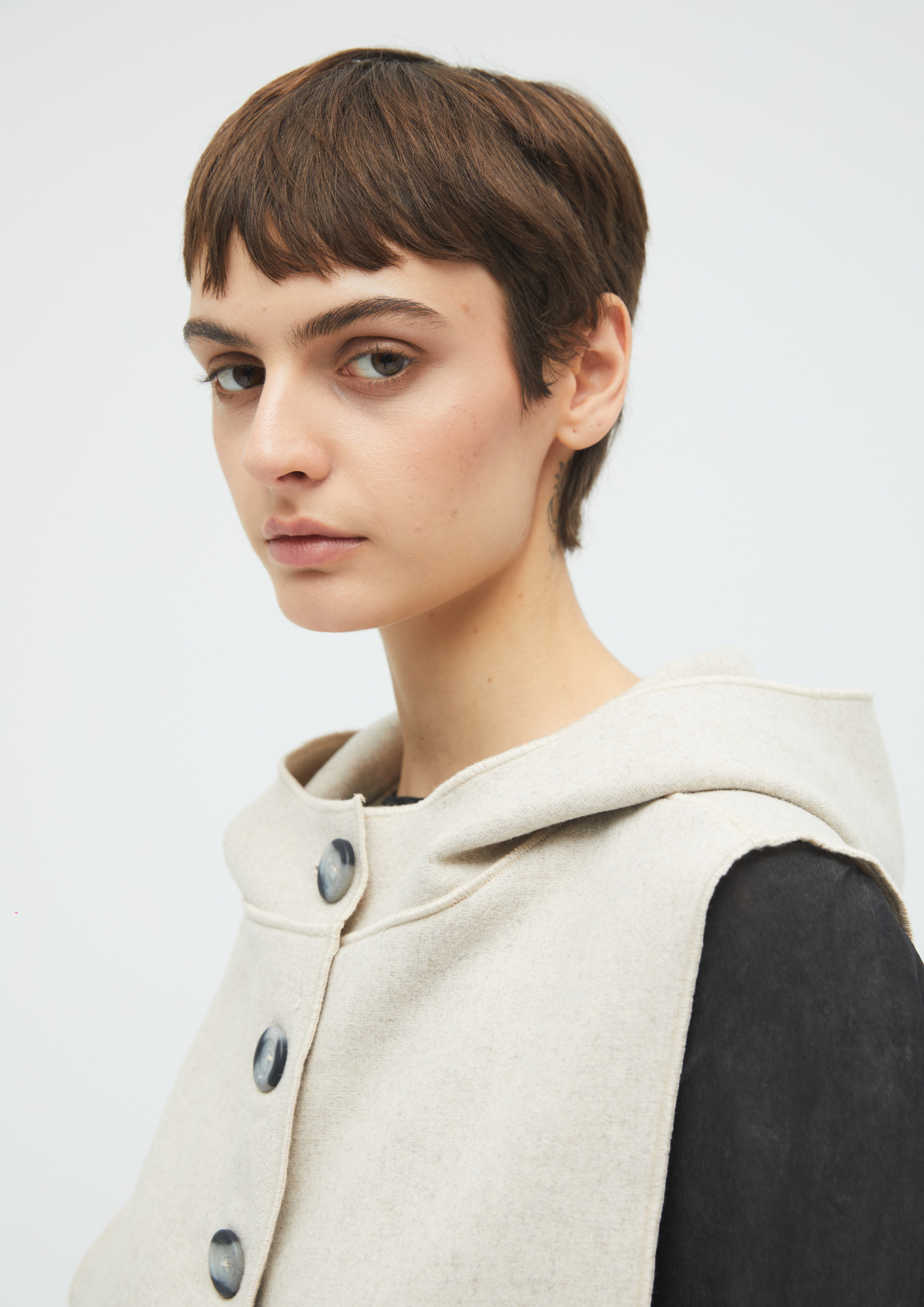 HOODED VEST LANA