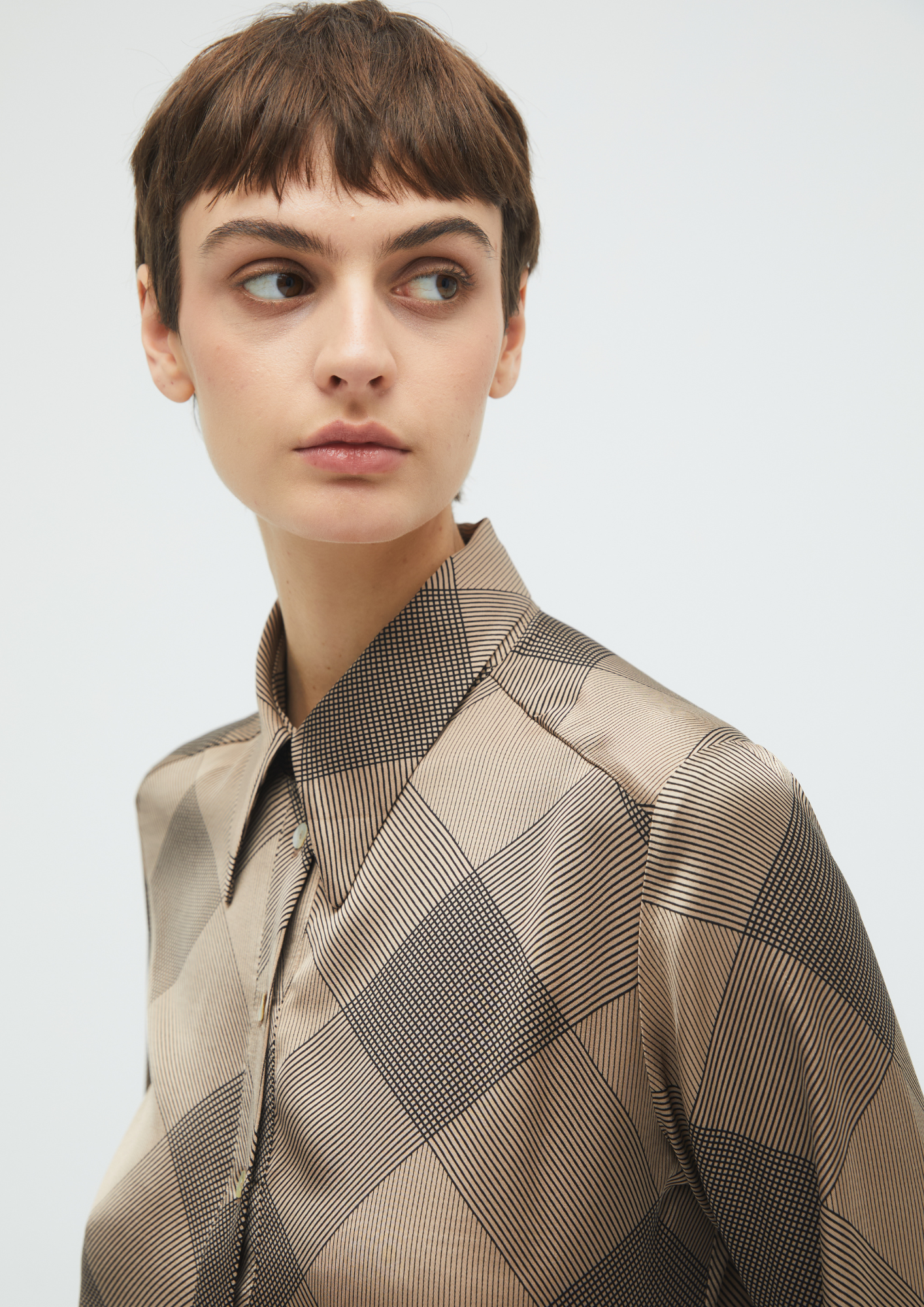 SHIRT CARRE